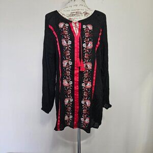 Embroidered Crinkle Tunic